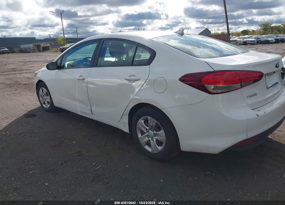 2017 KIA FORTE LX VIN: 3KPFK4A79HE091487