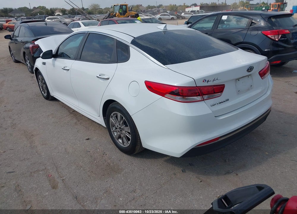 2018 KIA OPTIMA LX VIN: 5XXGT4L39JG180971