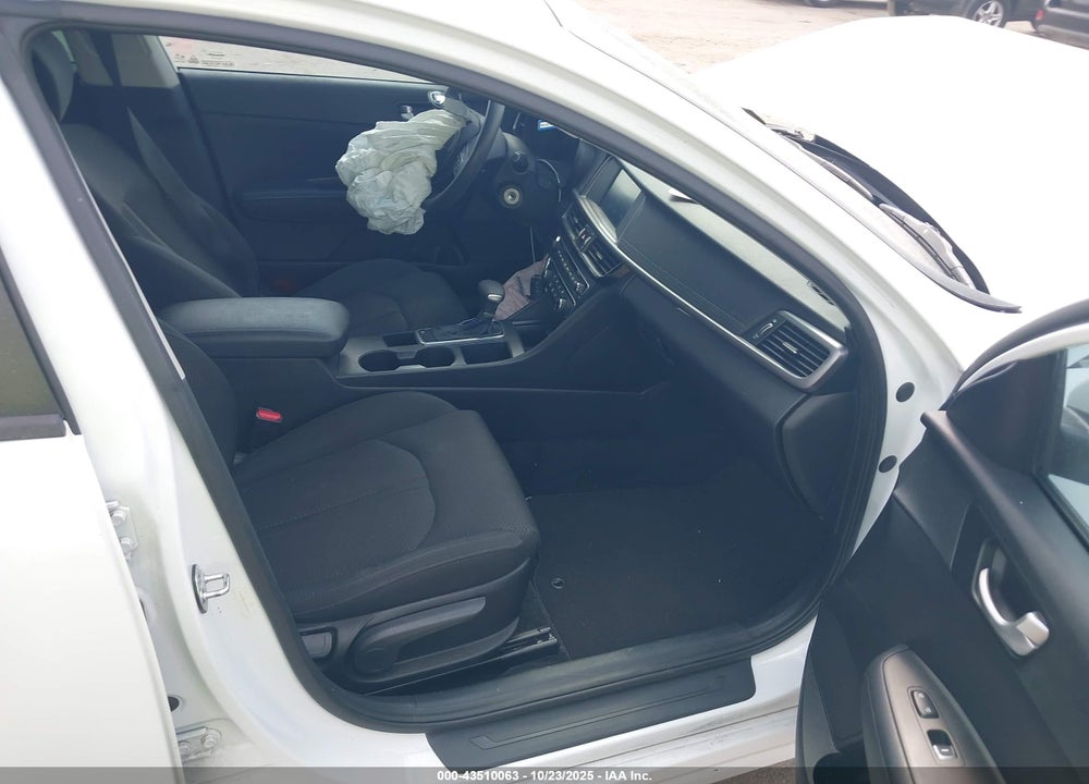 2018 KIA OPTIMA LX VIN: 5XXGT4L39JG180971
