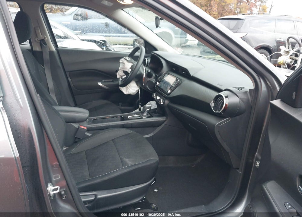 2024 NISSAN KICKS SV XTRONIC CVT VIN: 3N1CP5CV3RL481359
