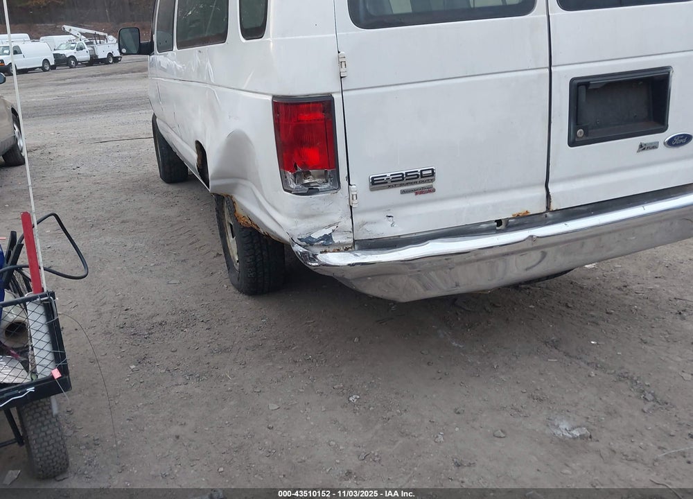 2009 FORD E-350 SUPER DUTY XL/XLT VIN: 1FBSS31L49DA31596