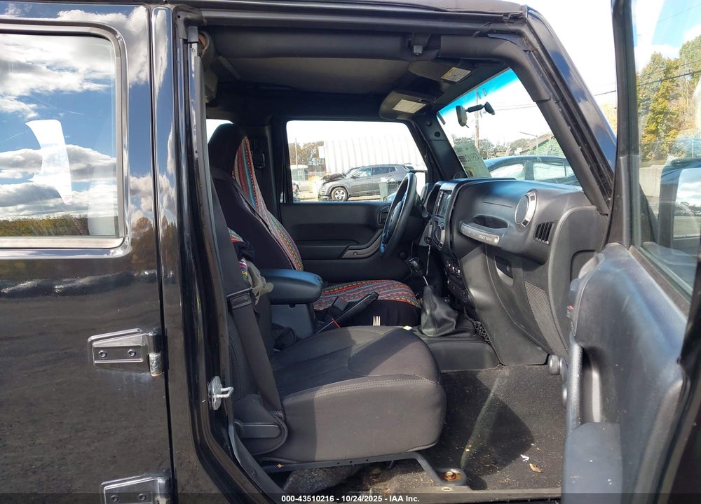 2013 JEEP WRANGLER UNLIMITED SPORT VIN: 1C4BJWDG0DL688747