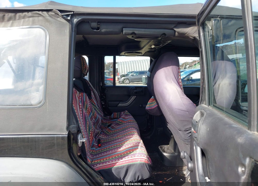 2013 JEEP WRANGLER UNLIMITED SPORT VIN: 1C4BJWDG0DL688747