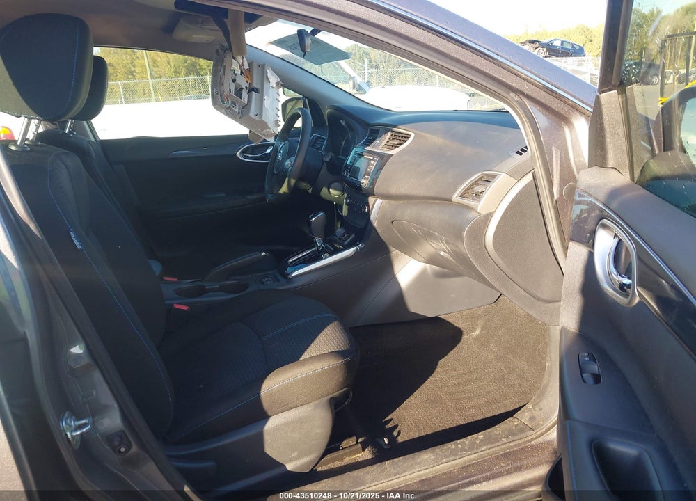 2017 NISSAN SENTRA VIN: 3N1AB7AP8HY398212