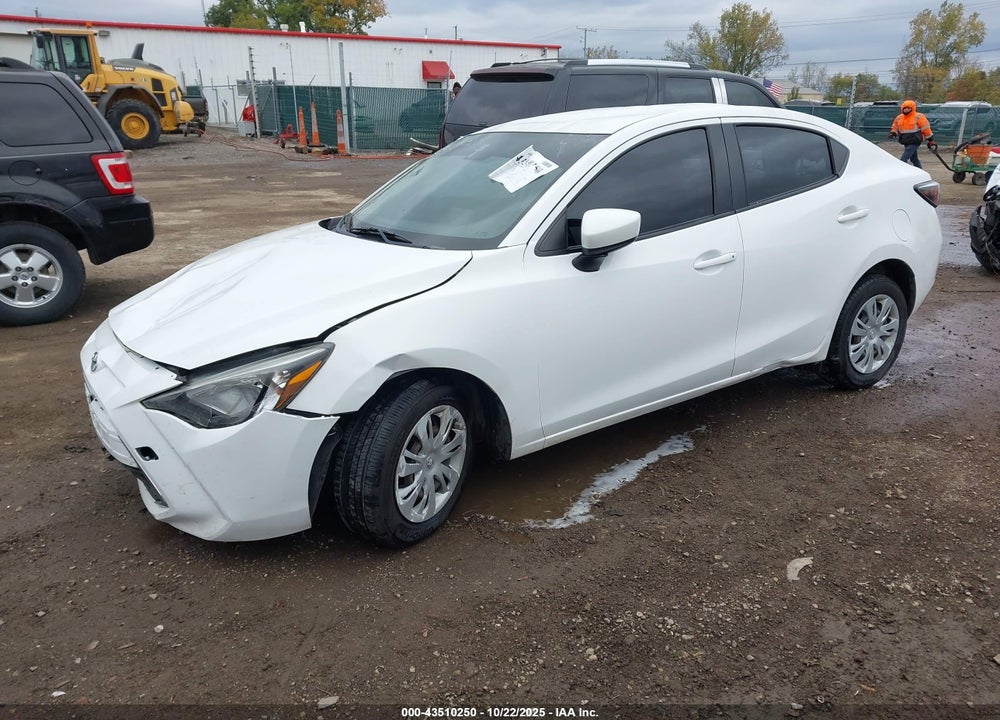2019 TOYOTA YARIS VIN: 3MYDLBYV8KY504682