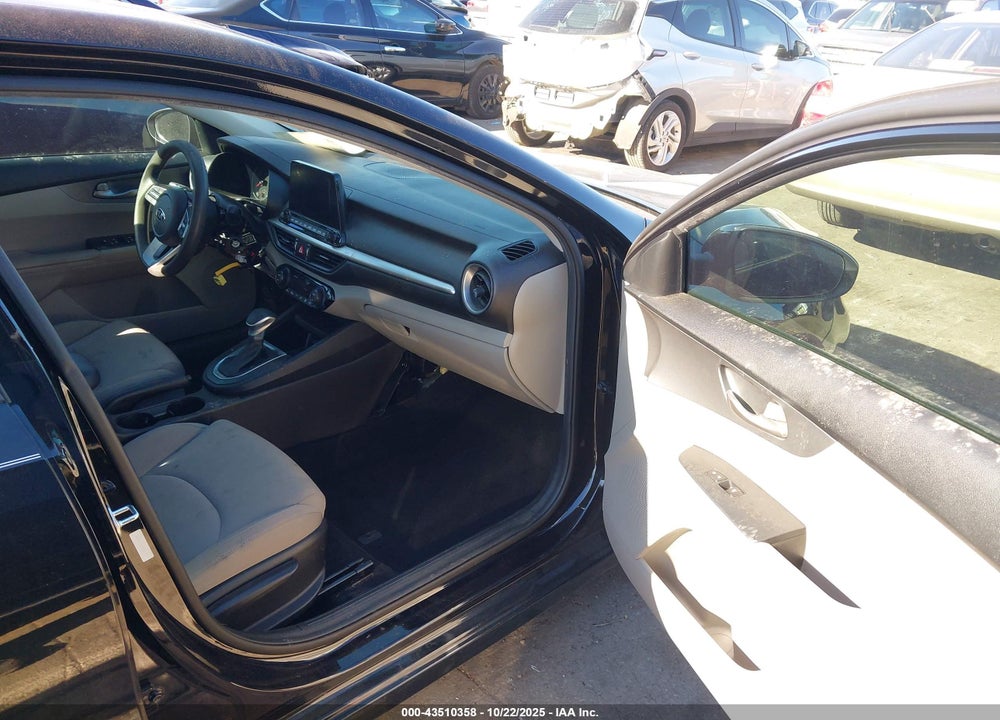 2019 KIA FORTE VIN: 3KPF24AD0KE061307