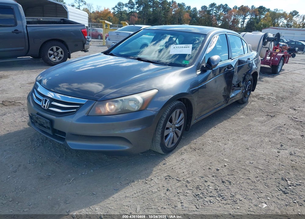 2011 HONDA ACCORD 2.4 EX VIN: 1HGCP2F77BA078444