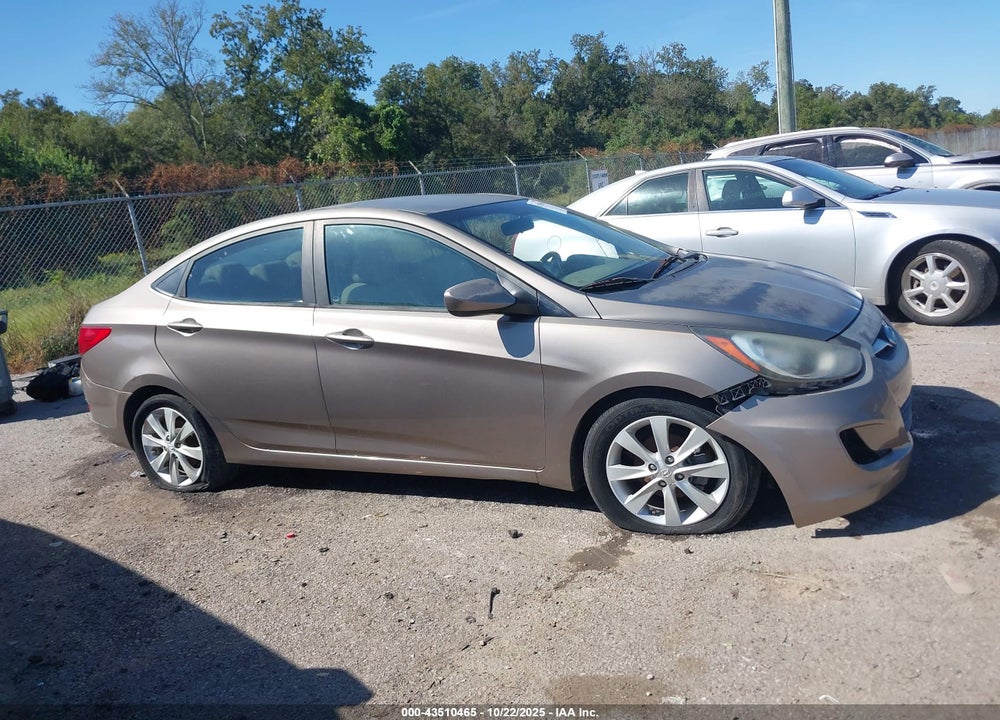 2012 HYUNDAI ACCENT VIN: KMHCU4AE6CU184226