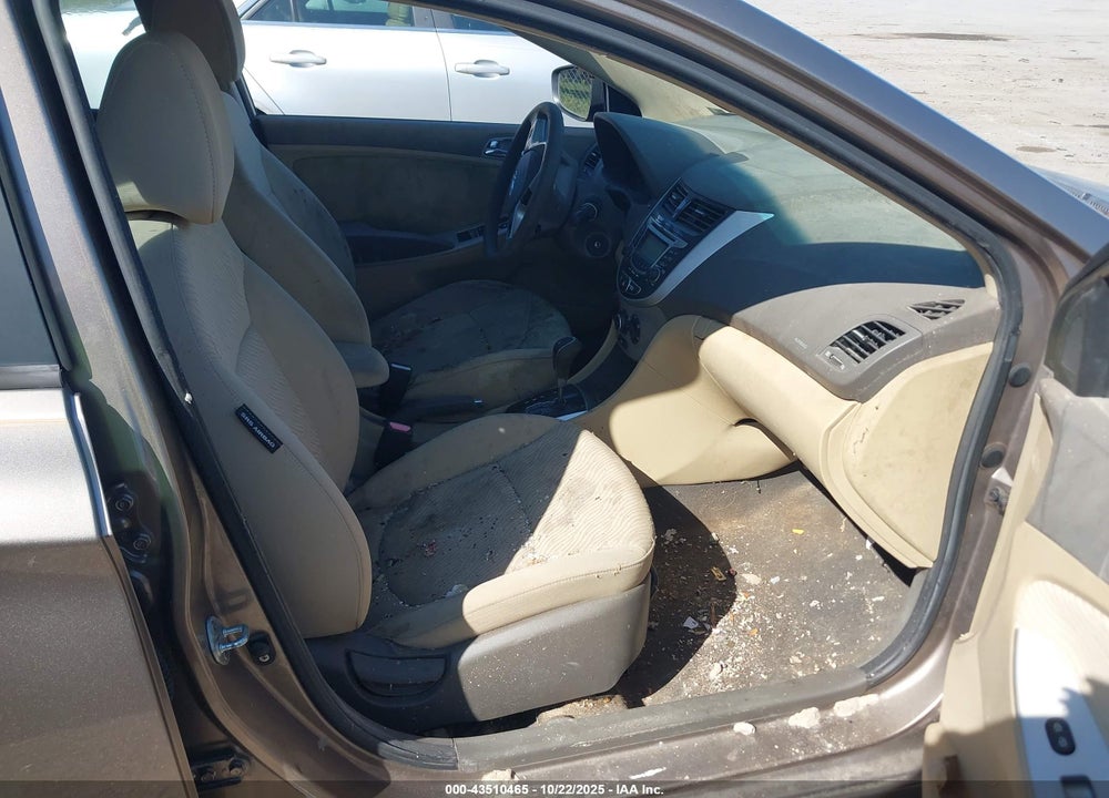 2012 HYUNDAI ACCENT VIN: KMHCU4AE6CU184226