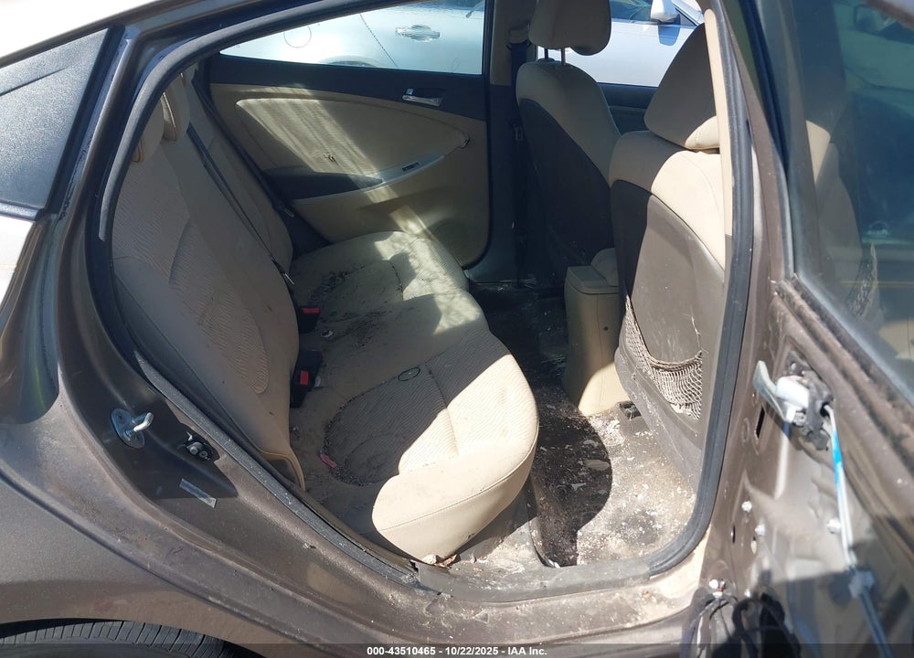 2012 HYUNDAI ACCENT VIN: KMHCU4AE6CU184226