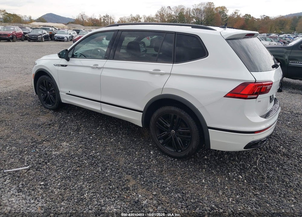 2022 VOLKSWAGEN TIGUAN VIN: 3VVCB7AX5NM099626