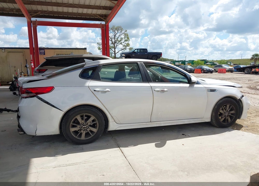 2016 KIA OPTIMA LX TURBO VIN: 5XXGT4L14GG079649