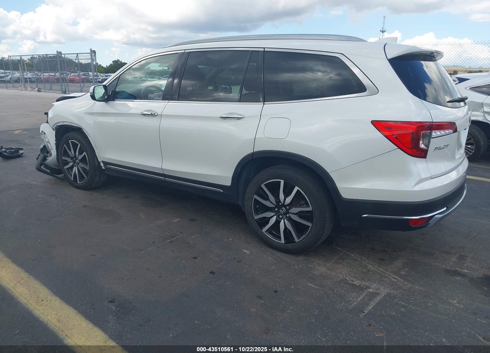 2021 HONDA PILOT AWD TOURING 8 PASSENGER VIN: 5FNYF6H96MB005458