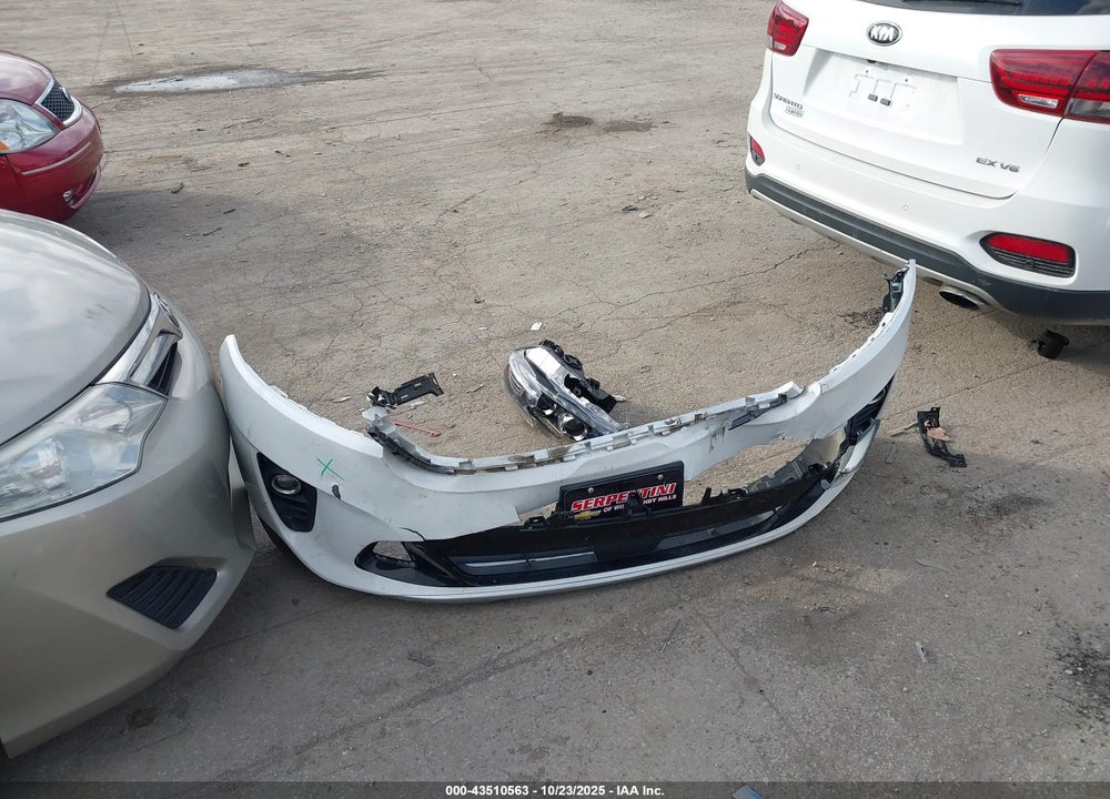 2019 KIA SORENTO VIN: 5XYPHDA56KG502789