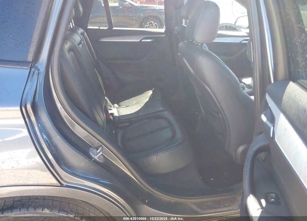 2018 BMW X1 SDRIVE28I VIN: WBXHU7C33J5H38892
