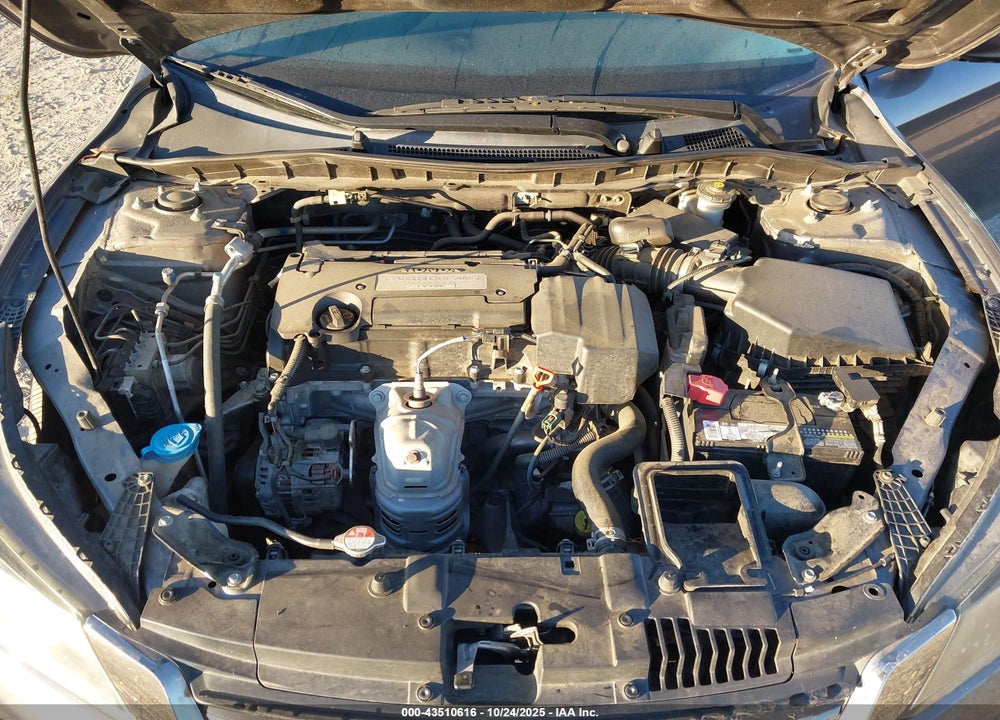 2013 HONDA ACCORD VIN: 1HGCR2F3XDA015283