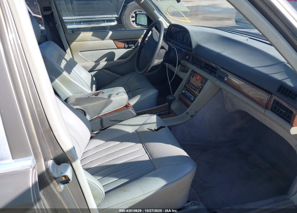 1988 MERCEDES-BENZ 420 SEL VIN: WDBCA35D5JA397688