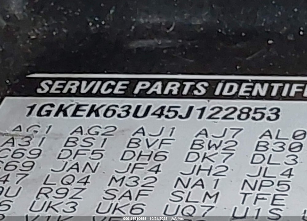 2005 GMC YUKON VIN: 1GKEK63U45J122853