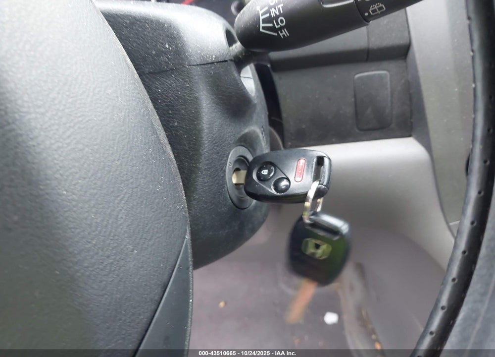 2008 HONDA CR-V LX VIN: 5J6RE48368L048220