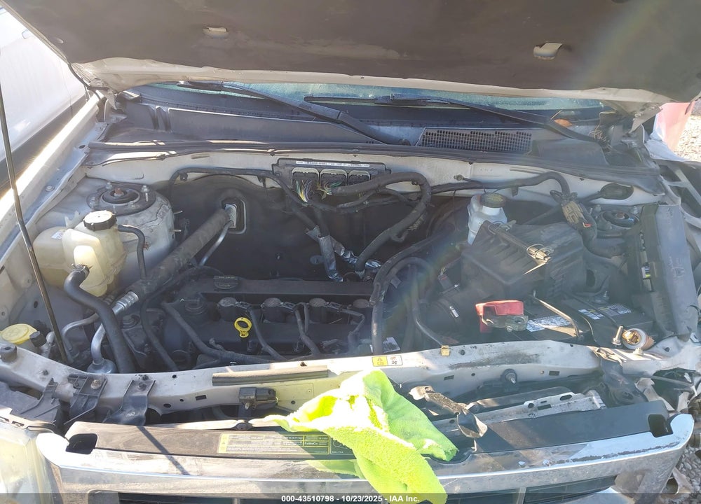 2010 FORD ESCAPE VIN: 1FMCU9D78AKD30127