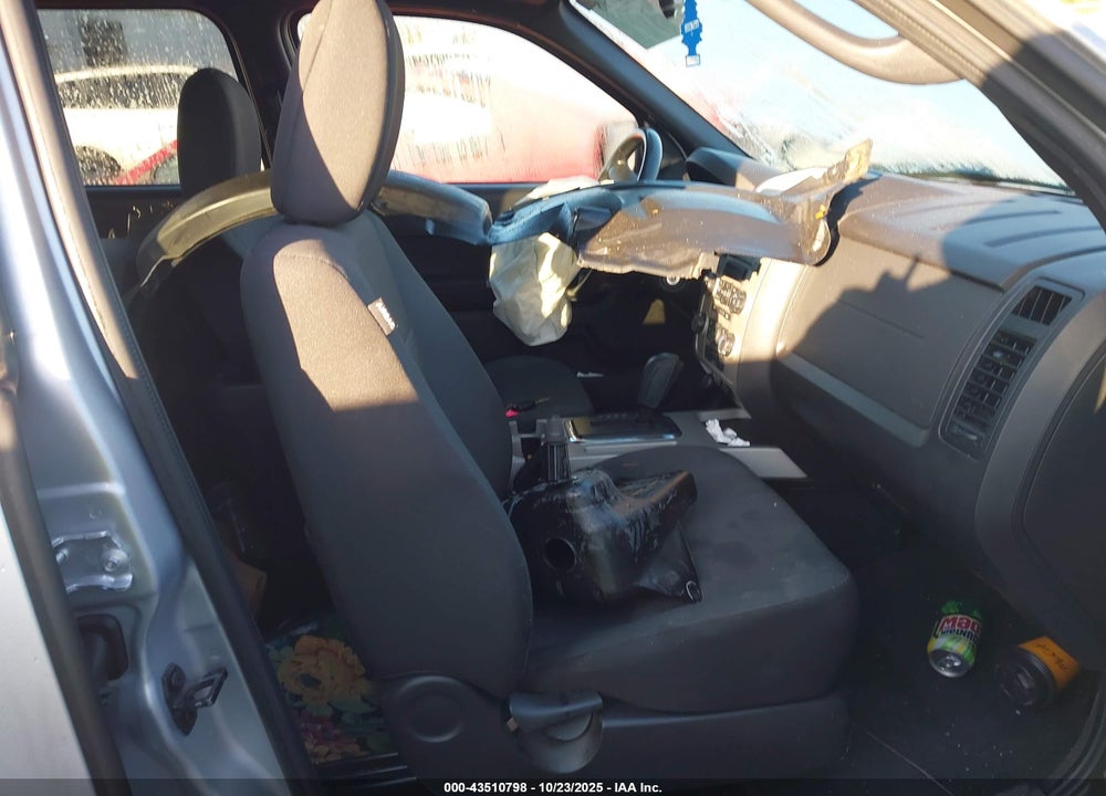 2010 FORD ESCAPE VIN: 1FMCU9D78AKD30127