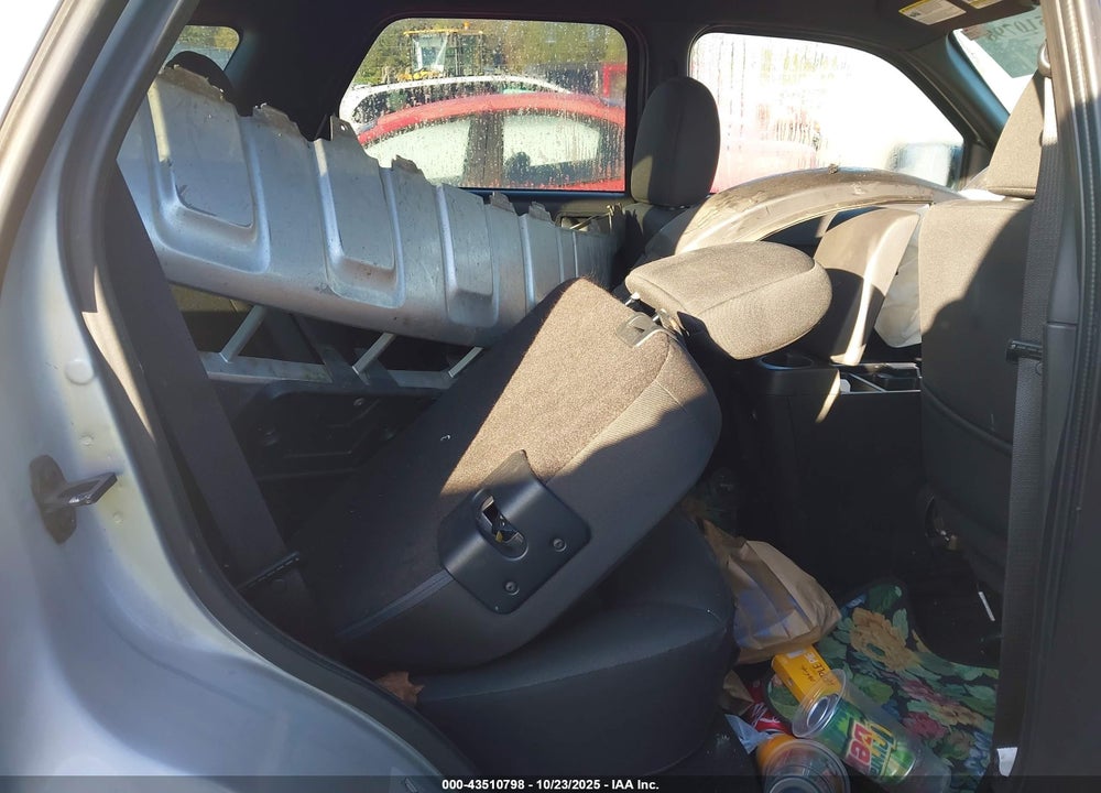 2010 FORD ESCAPE VIN: 1FMCU9D78AKD30127