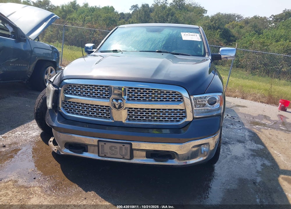 2017 RAM 1500 VIN: 1C6RR7NT2HS554771