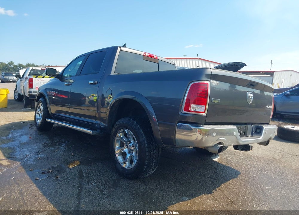 2017 RAM 1500 VIN: 1C6RR7NT2HS554771