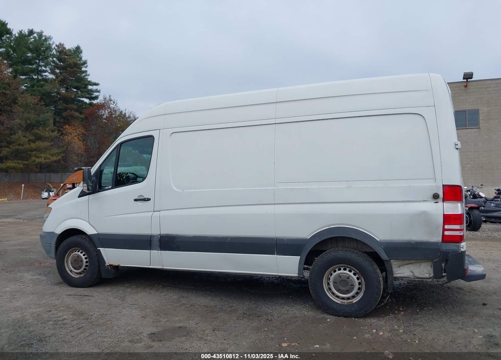 2011 FREIGHTLINER SPRINTER 2500 VIN: WDYPE7CC3B5520055