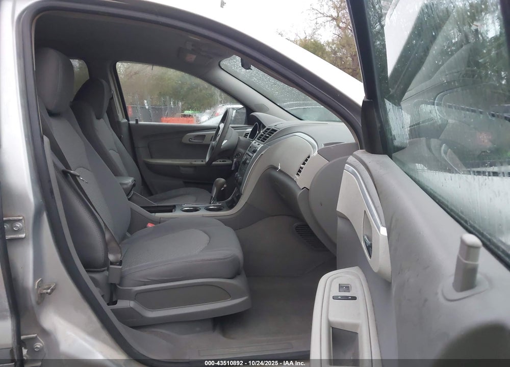 2009 CHEVROLET TRAVERSE LS VIN: 1GNER13D79S160594