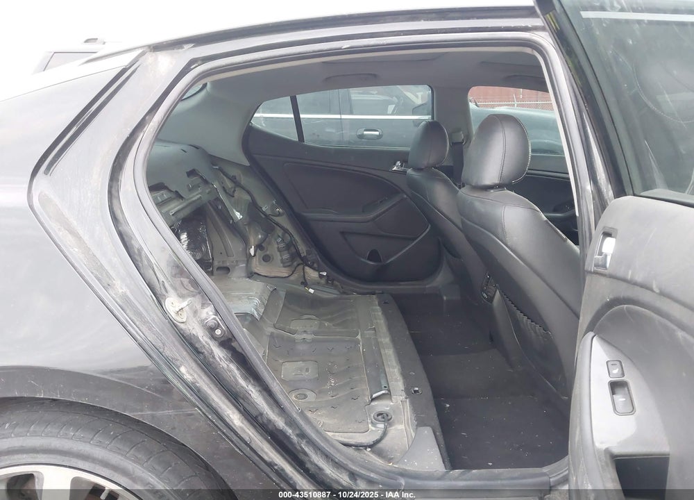 2011 KIA OPTIMA SX VIN: KNAGR4A66B5162040