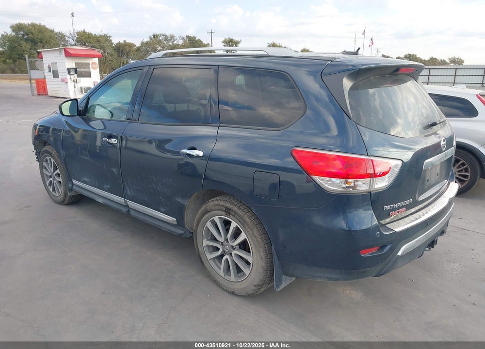 2016 NISSAN PATHFINDER SL VIN: 5N1AR2MN9GC614562