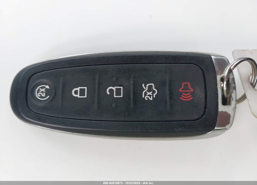 2019 FORD ESCAPE TITANIUM VIN: 1FMCU9J94KUA09469