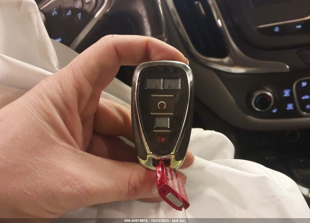 2018 CHEVROLET EQUINOX VIN: 2GNAXJEV6J6165478