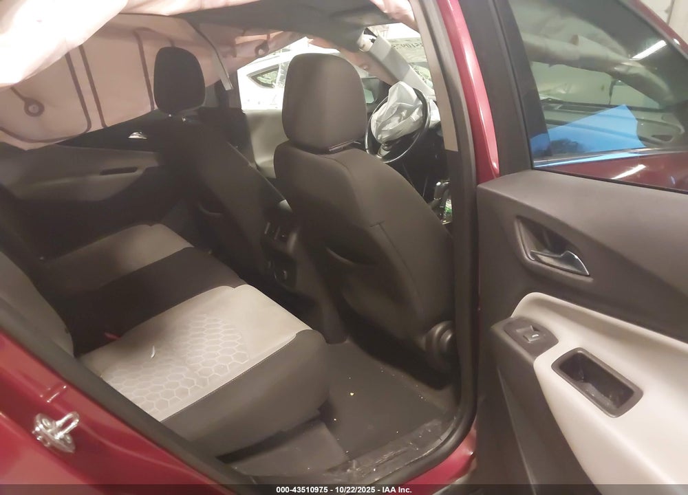 2018 CHEVROLET EQUINOX VIN: 2GNAXJEV6J6165478