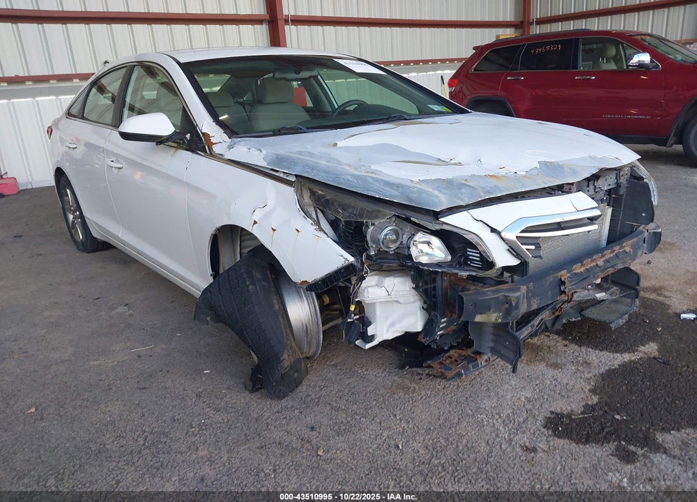 2016 HYUNDAI SONATA VIN: 5NPE24AF6GH426900