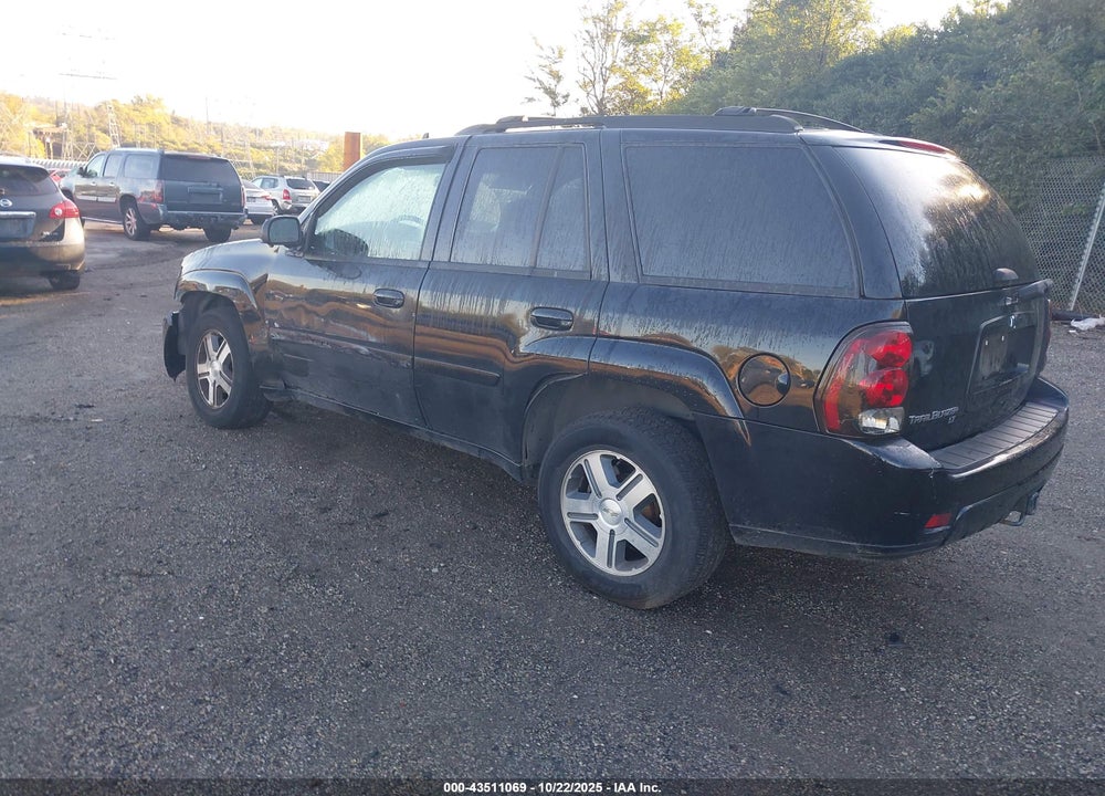 2007 CHEVROLET TRAILBLAZER LT VIN: 1GNDT13S572227167