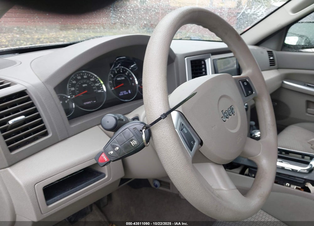 2008 JEEP GRAND CHEROKEE LAREDO VIN: 1J8GR48K18C169920