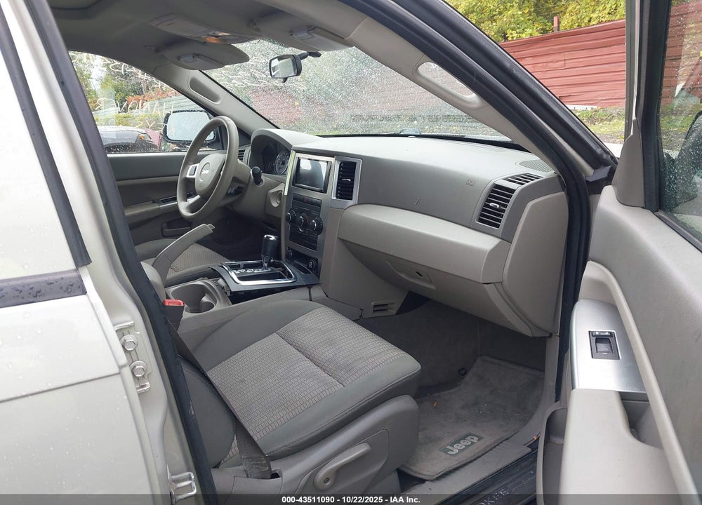 2008 JEEP GRAND CHEROKEE LAREDO VIN: 1J8GR48K18C169920