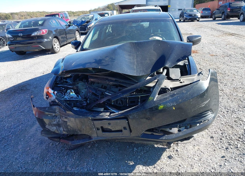 2013 ACURA ILX 2.0L VIN: 19VDE1F3XDE003343