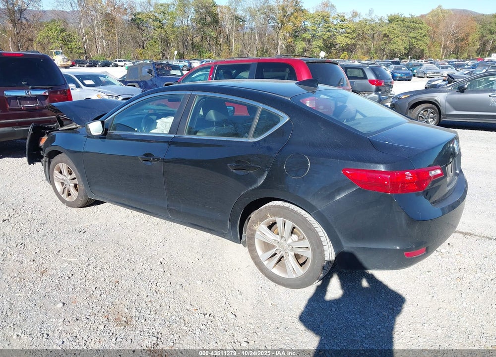 2013 ACURA ILX 2.0L VIN: 19VDE1F3XDE003343