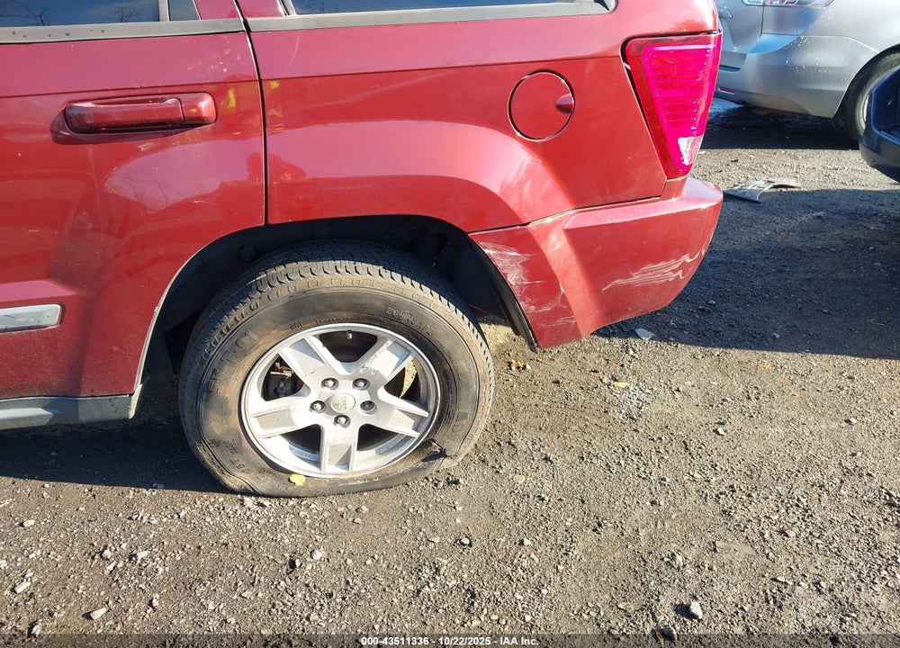 2007 JEEP GRAND CHEROKEE LAREDO VIN: 1J8GR48K57C581658