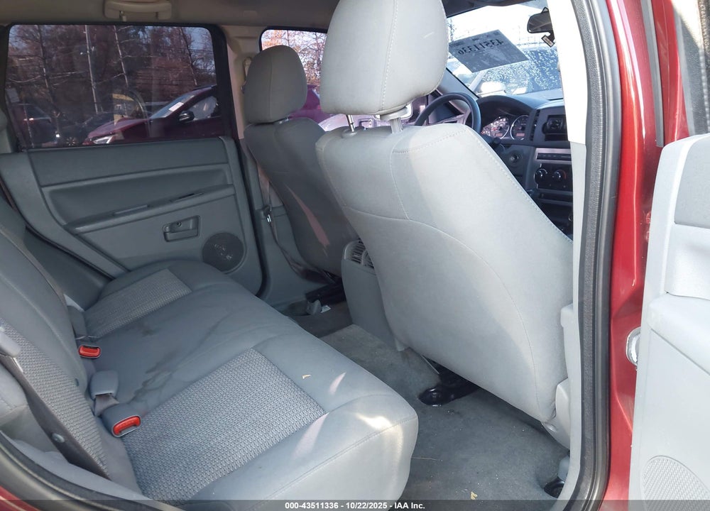2007 JEEP GRAND CHEROKEE LAREDO VIN: 1J8GR48K57C581658