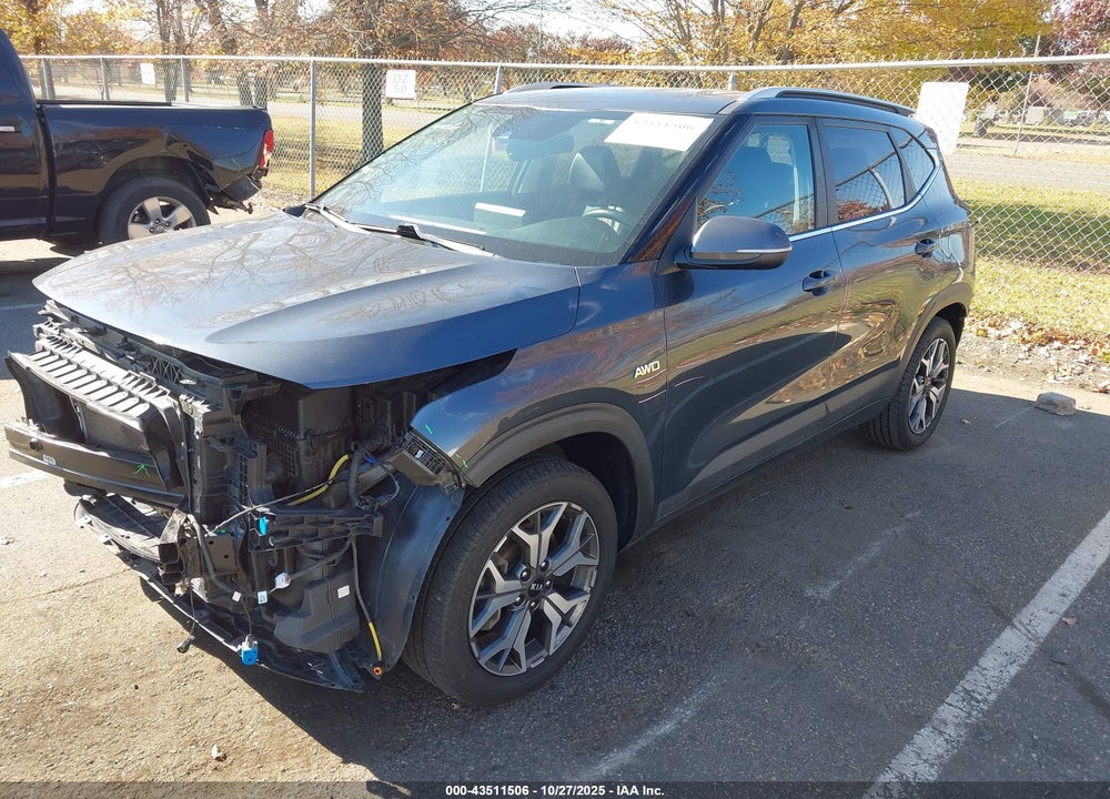 2021 KIA SELTOS EX VIN: KNDERCAA3M7158253