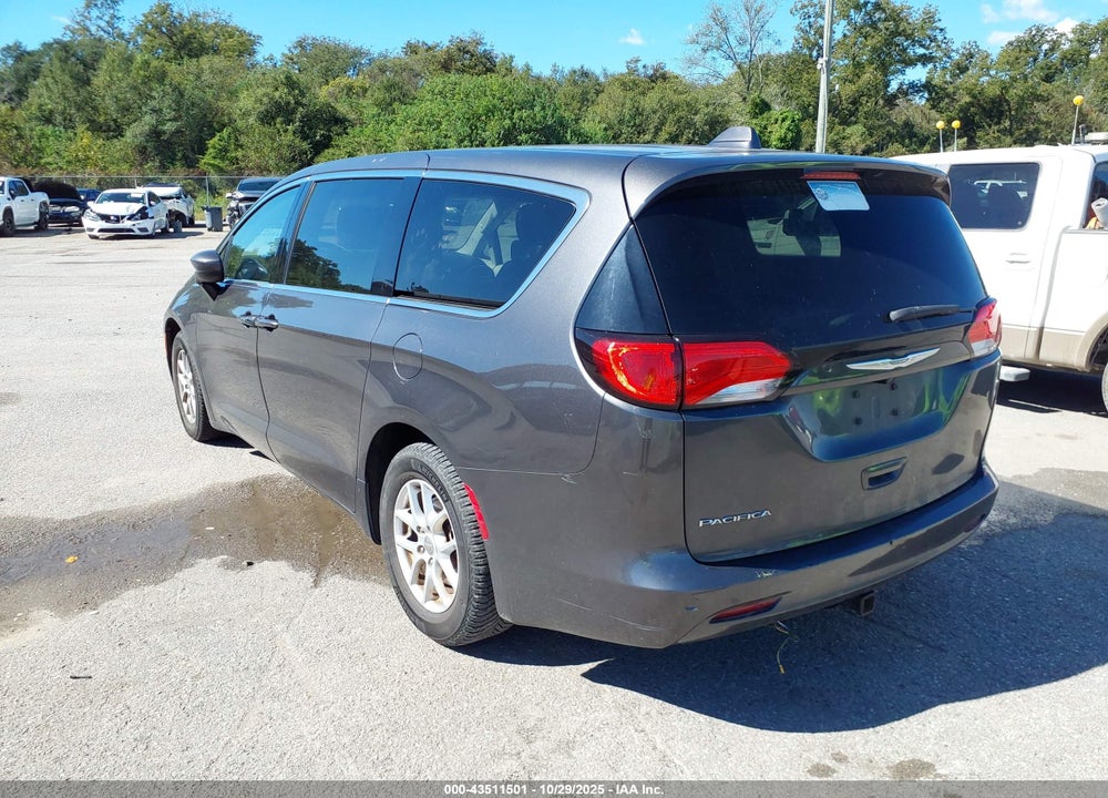 2017 CHRYSLER PACIFICA TOURING VIN: 2C4RC1DG6HR552518