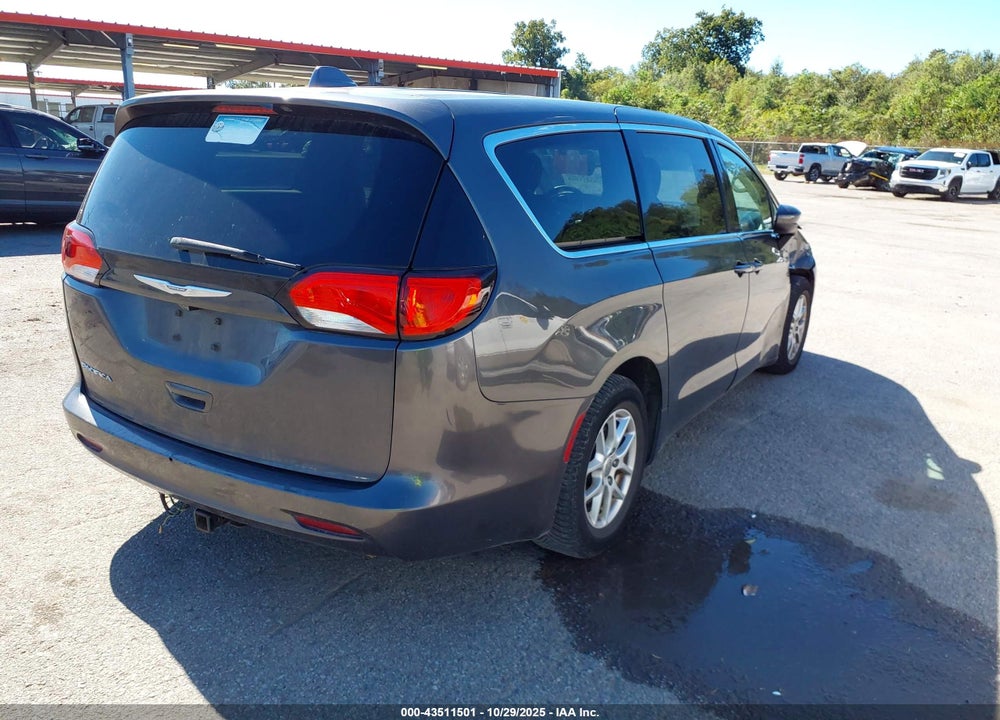 2017 CHRYSLER PACIFICA TOURING VIN: 2C4RC1DG6HR552518