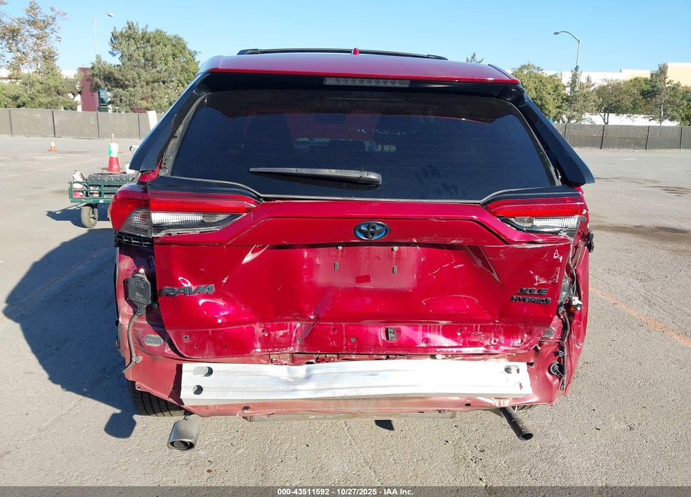 2021 TOYOTA RAV4 HYBRID XLE VIN: 2T3R6RFV9MW005275