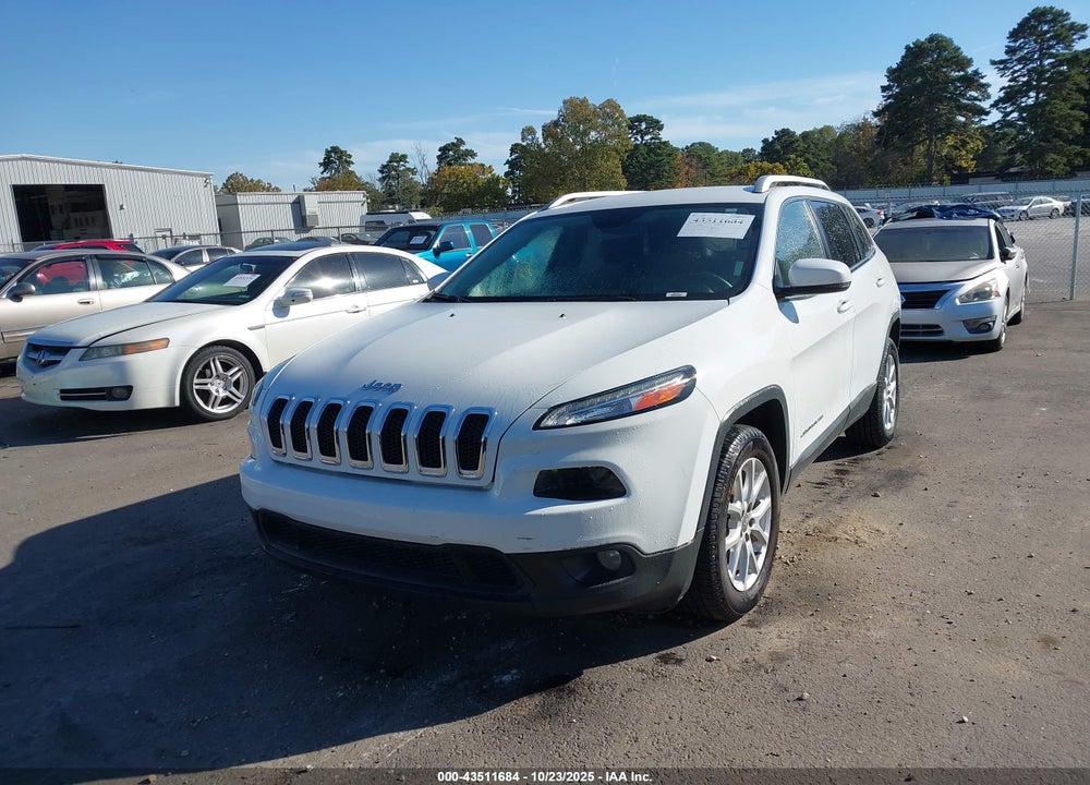 2015 JEEP CHEROKEE VIN: 1C4PJLCB8FW632065