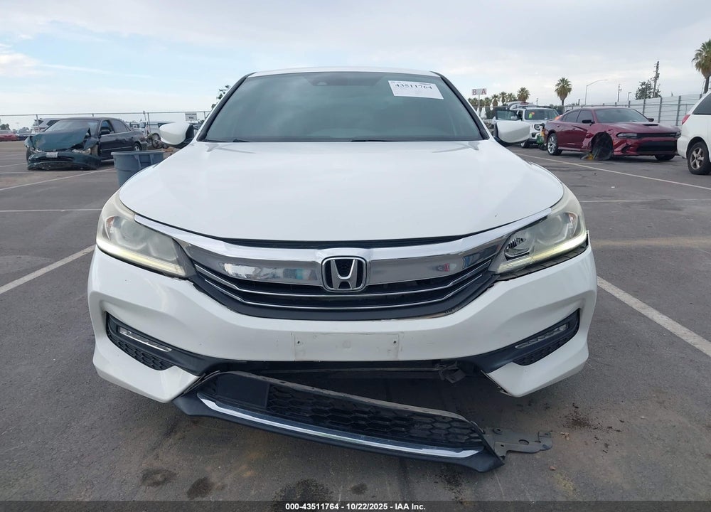 2017 HONDA ACCORD VIN: 1HGCR2F66HA001560