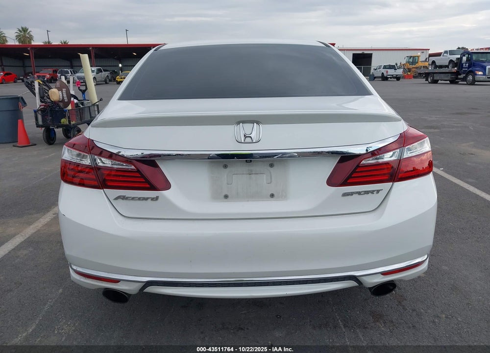 2017 HONDA ACCORD VIN: 1HGCR2F66HA001560